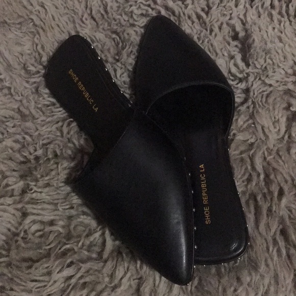 Shoe Republic LA Shoes - BRAND NEW BLACK MULES SIZE 9